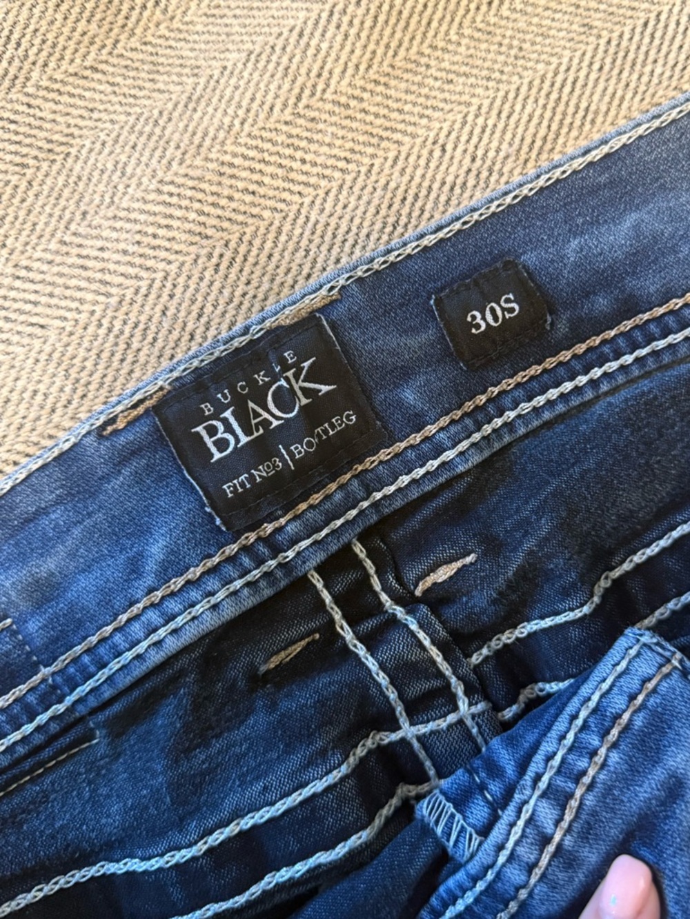 Men's Buckle Bootleg Jeans - Picture 3 of 3